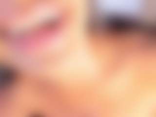 luisa-boobs's Live Sex Cam Show