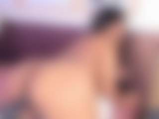 luisa-boobs's Live Sex Cam Show