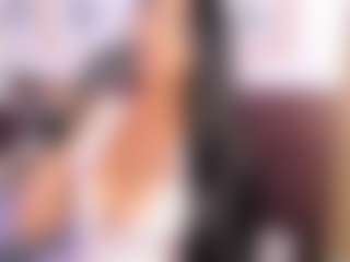 luisa-boobs's Live Sex Cam Show