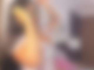 Live cam show with luisa-boobs - Lovense on Latina Girls