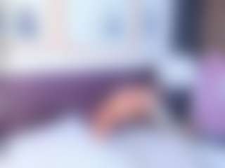 luisa-boobs's Live Sex Cam Show
