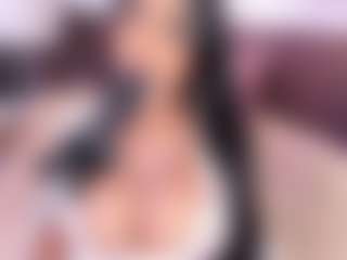 luisa-boobs's Live Sex Cam Show