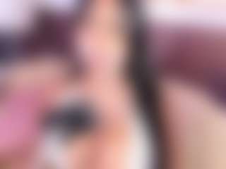 luisa-boobs's Live Sex Cam Show