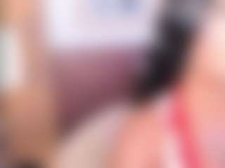 luisa-boobs's Live Sex Cam Show