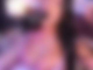 luisa-boobs's Live Sex Cam Show