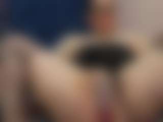 SilverCougar83's Live Sex Cam Show