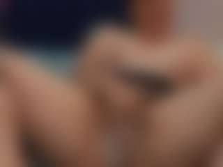SilverCougar83's Live Sex Cam Show