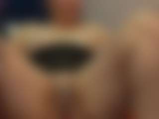 SilverCougar83's Live Sex Cam Show