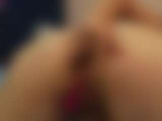 SilverCougar83's Live Sex Cam Show