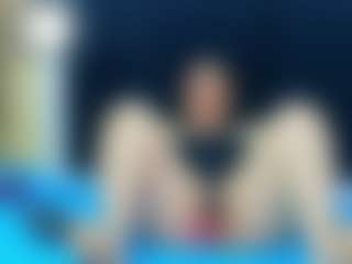 SilverCougar83's Live Sex Cam Show