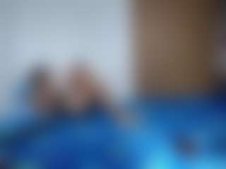 Live cam show with allisonmax - Middle Aged on hrnylive.com