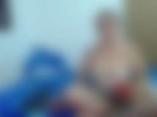 Live cam show with allisonmax - Natural on Latina Girls