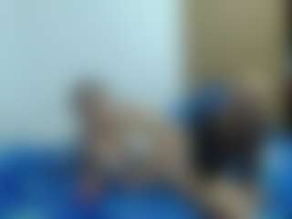 Live cam show with allisonmax - Lingerie on Milf Play