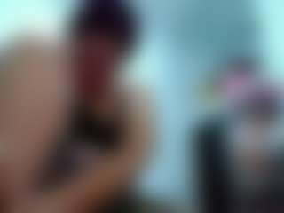 Live cam show with allisonmax - Lovense Middle Aged on Camsoda