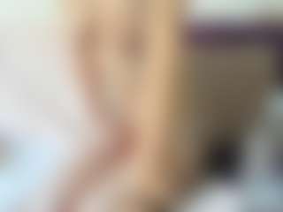 AlyssaElla's Live Sex Cam Show