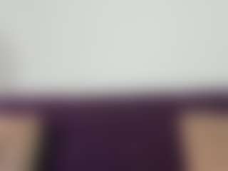 AlyssaElla's Live Sex Cam Show