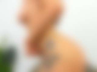 AlyssaElla's Live Sex Cam Show