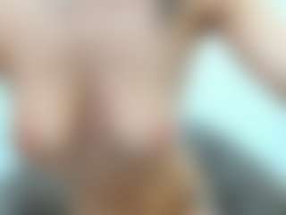 AlyssaElla's Live Sex Cam Show