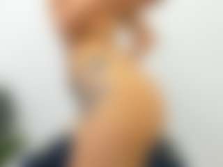 Live cam show with AlyssaElla - HD on Camsoda