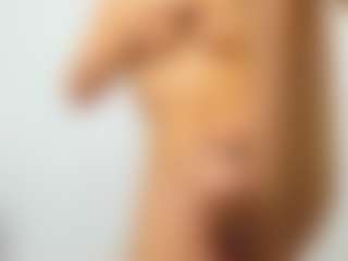 AlyssaElla's Live Sex Cam Show
