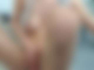 Live cam show with AlyssaElla - Young Adult on Fling VIP Chat