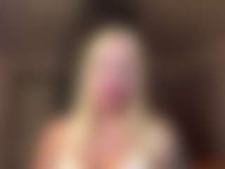 AnikaBolner's Live Sex Cam Show
