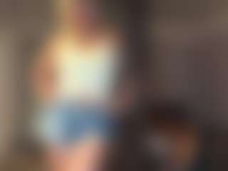 AnikaBolner's Live Sex Cam Show
