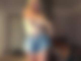 AnikaBolner's Live Sex Cam Show