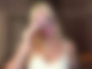 AnikaBolner's Live Sex Cam Show