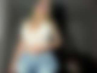 Live cam show with AnikaBolner - Smoking on Camsoda