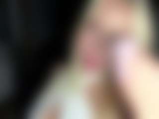 AnikaBolner's Live Sex Cam Show