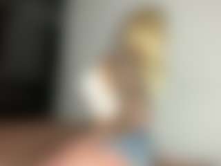 AnikaBolner's Live Sex Cam Show