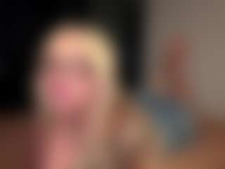 Live cam show with AnikaBolner - Solo on sexylive.show