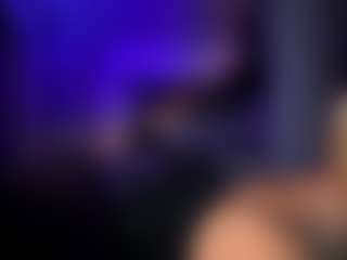 Live cam show with AnikaBolner - Interactivetoy Mature on Strip Flash - Live Sex Shows