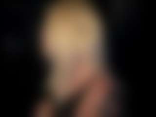 Live cam show with AnikaBolner - New Tattoos on Mixed Magazine Live