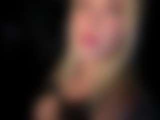 AnikaBolner's Live Sex Cam Show