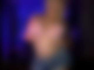 AnikaBolner's Live Sex Cam Show