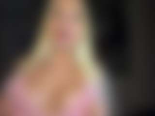 Live cam show with AnikaBolner - Smoking on Adult Interactions