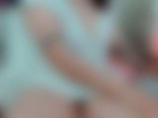 bunnylovedoll's Live Sex Cam Show