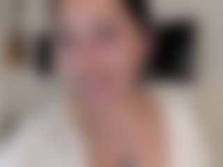 HadwinLisa's Live Sex Cam Show