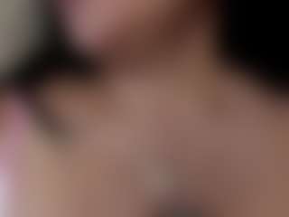 HadwinLisa's Live Sex Cam Show