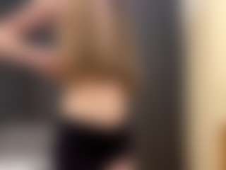 Live cam show with Kate - Blonde Hair on Camsoda