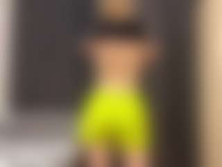 Live cam show with Kate - Flashing on Camsoda