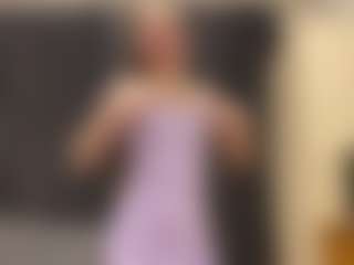 Live cam show with Kate - Blue Eyes on infinitiblacc.com