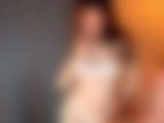 Live cam show with RosannBigby - New White on CamSodaAdn