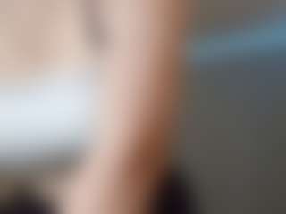 Polly's Live Sex Cam Show