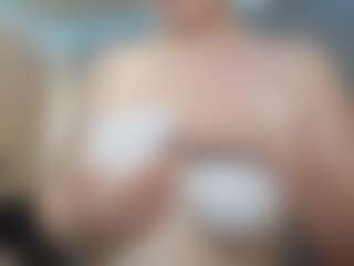 Polly's Live Sex Cam Show