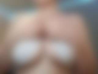 Polly's Live Sex Cam Show