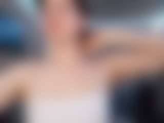 Live cam show with Polly - Blonde Hair Big Tits on Pornisteam.com