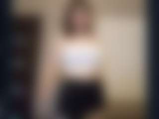 Live cam show with Polly - Shaved on Camsoda